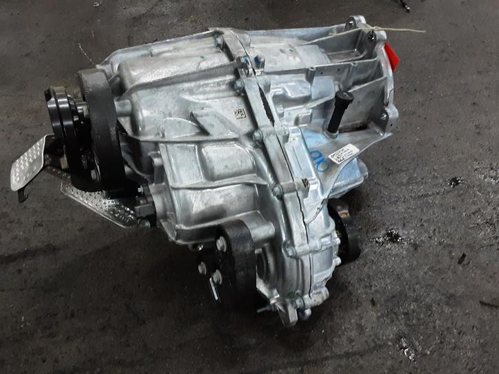 BOÎTE DE TRANSFERT 4X4 Grand Cherokee L (WL) (P68585195AA), Autos : Pièces & Accessoires, Transmission & Accessoires, Jeep, Utilisé