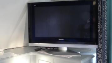 TV PANASONIC PLASMA HD OP VOET beschikbaar voor biedingen