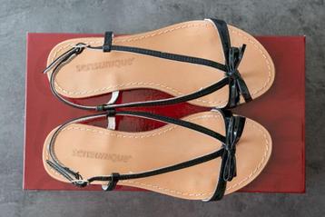 Chaussures (sandales), marque Sensunique, NEUVES, taille 36, Neuf, Sensunique, Envoi, Noir
