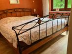 meubelen / bed, Huis en Inrichting, Slaapkamer | Bedden, Gebruikt, Tweepersoons, Ophalen of Verzenden, 180 cm
