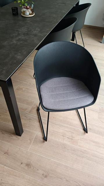 Eetkamer kuipstoel 6x  beschikbaar voor biedingen