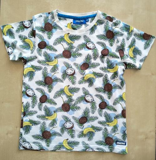 Zomerse witte t-shirt kokosnoten/bananen Someone, maat 128, Kinderen en Baby's, Kinderkleding | Maat 128, Zo goed als nieuw, Jongen