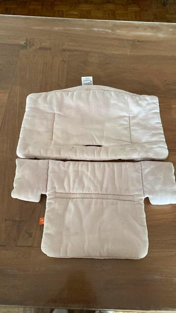 Stokke bekleding dik voor zitje en rugje lichtrose kleur beschikbaar voor biedingen