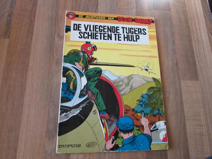 BUCK DANNY, DE VLIEGENDE TIJGERS SCHIETEN TE HULP, Livres, BD, Utilisé, Une BD, Enlèvement ou Envoi
