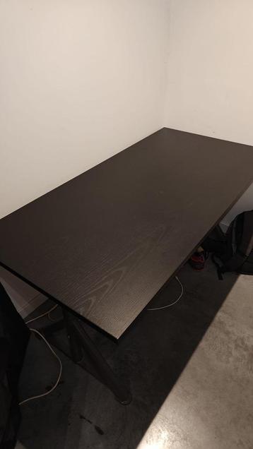 Bureau Ikea Idäsen beschikbaar voor biedingen