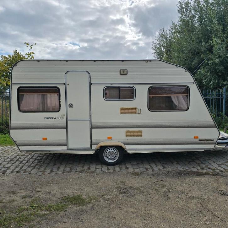 Caravan 4 slaapplaatsen Badkamer werfkeet camping voortent, Caravans en Kamperen, Caravanaccessoires, Ophalen