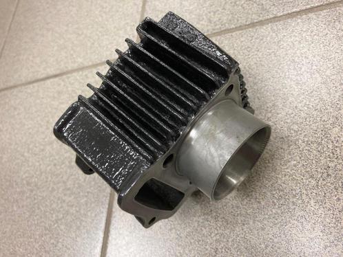 Cylindre fonte 72 cm3 d’origine HONDA SS50, CD50, C50, DAX50, Motoren, Onderdelen | Honda, Nieuw, Ophalen of Verzenden