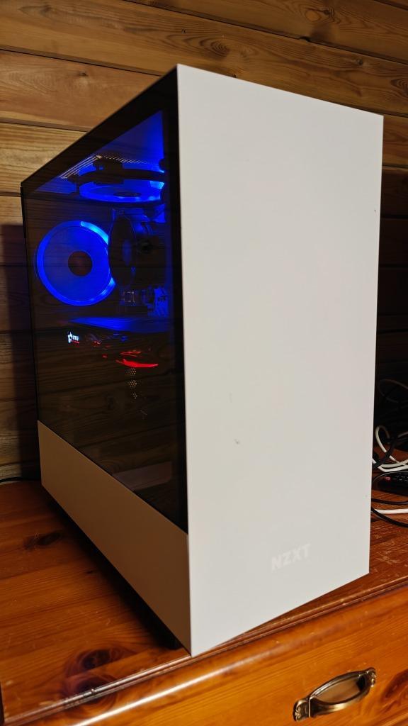 1080P GAMING RIG zwart wit RGB Ryzen 5 Nvidia 8GB Win11, Computers en Software, Desktop Pc's, Gebruikt, 3 tot 4 Ghz, HDD, SSD