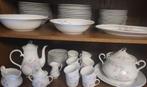 Servies voor 12 personen, Ophalen