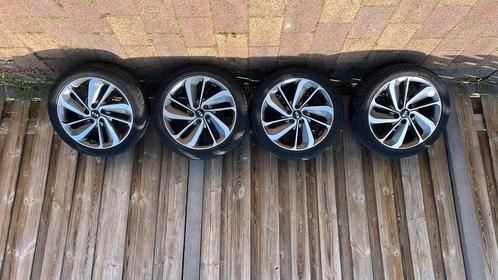 Kia niro 18inch velgen met banden, Auto-onderdelen, Banden en Velgen, Band(en), Zomerbanden, 18 inch, 225 mm, Personenwagen, Gebruikt