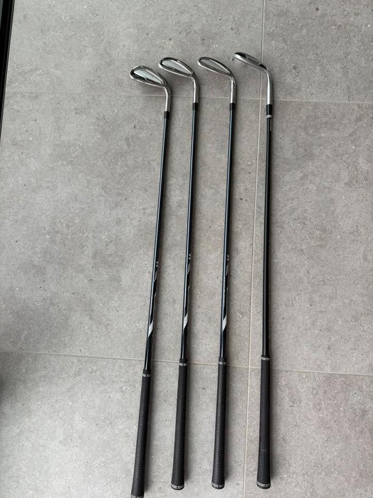 Set de cales Wilson Staff/Cleveland L/S/G/P - RH - Graphite, Sports & Fitness, Golf, Utilisé, Set, Cleveland, Enlèvement