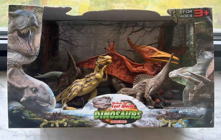Boîte de 4 dinosaures - NEUF, Enfants & Bébés, Jouets | Figurines, Neuf, Enlèvement ou Envoi