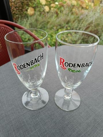 Rodenbach. Aantal: 2 verschillend bierglazen. 