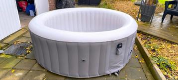 Jacuzzi 6 personen, Tuin en Terras, Ophalen, Zo goed als nieuw