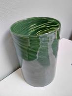 speciale groene vaas Riverdale kwaliteit, Huis en Inrichting, Woonaccessoires | Vazen, Minder dan 50 cm, Groen, Glas, Gebruikt
