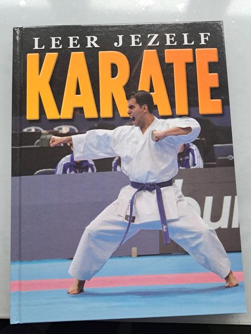 Ashley Martin - Karate, Boeken, Kinderboeken | Jeugd | onder 10 jaar, Zo goed als nieuw, Ophalen of Verzenden