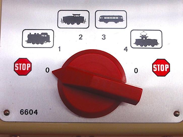 Console Märklin 6604 Delta Control, Hobby & Loisirs créatifs, Trains miniatures | HO, Utilisé, Transformateur ou Alimentation