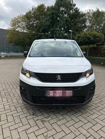 Peugeot partner NIEUWSTAAT beschikbaar voor biedingen