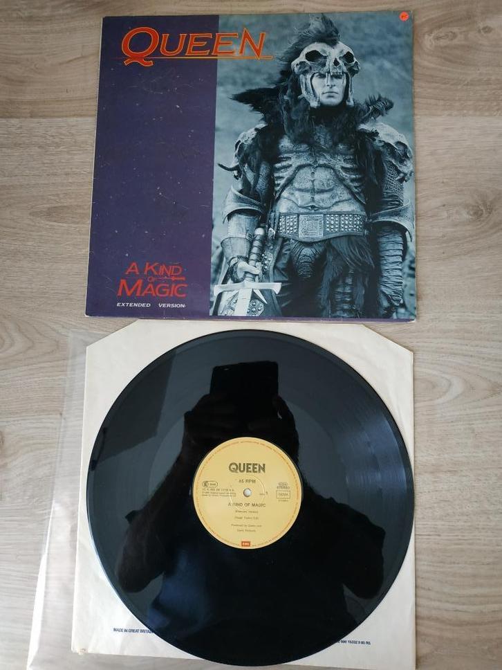 QUEEN A KIND OF MAGIC UITGEBREIDE VERSIE 12", Cd's en Dvd's, Vinyl | Rock, Zo goed als nieuw, Verzenden