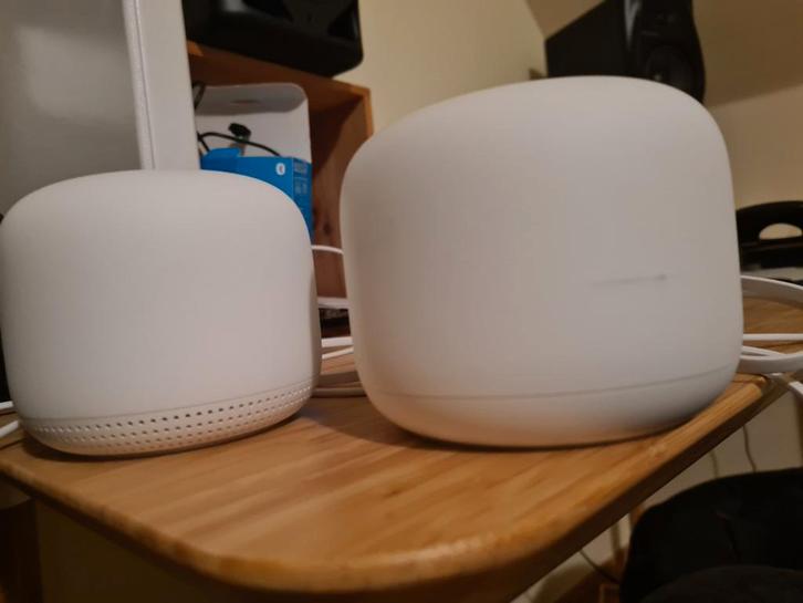 Google nest wifi Router en Wifi Punt met speaker assistent, Informatique & Logiciels, Amplificateurs wifi, Neuf, Enlèvement