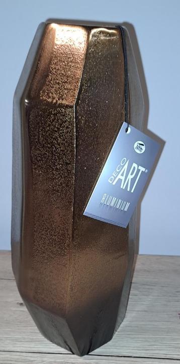 Exclusieve vaas "Eton" beschikbaar voor biedingen