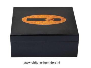 H33 HUMIDOR MAT ZWART MET SIGAAR LOGO VOOR 50 SIGAREN  beschikbaar voor biedingen