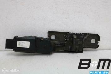 Sluithulp voor achterklep Audi A4 8K Allroad RHD 4F9827383E beschikbaar voor biedingen