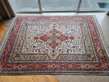 Heel mooi handgeknoopt tapijt 3m x 2m20 beschikbaar voor biedingen
