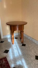 Rond antiek massief houten bijzettafeltje tafeltje, Huis en Inrichting, Tafels | Bijzettafels, Gebruikt, Rond, 55 tot 75 cm, Hout