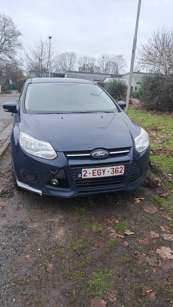 Ford Focus 2014 – Bonne base à réparer – 112 342 km, Auto's, Ford, Particulier, Focus, Ophalen