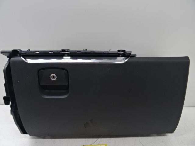 OPBERGVAK Jaguar F-Pace (01-2015/-), Auto-onderdelen, Interieur en Bekleding, Jaguar, Gebruikt