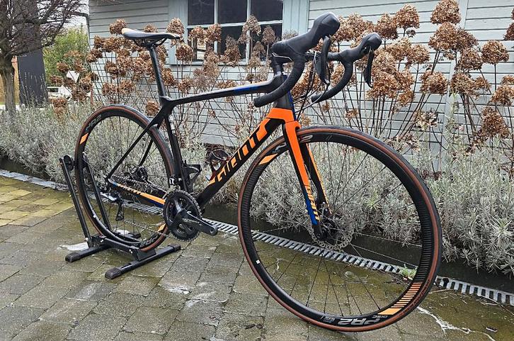 Vélo de route Giant TCR Adv. 1 Ultegra Disc, Sports & Fitness, Cyclisme, Comme neuf, Enlèvement