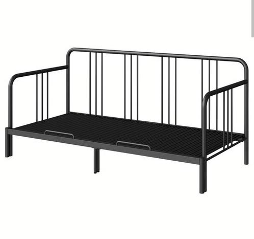 FYRESDAL

Ikea uitschuifbed, slaapbank, dubbel en enkelbed, Huis en Inrichting, Slaapkamer | Slaapbanken, Zo goed als nieuw, Ophalen