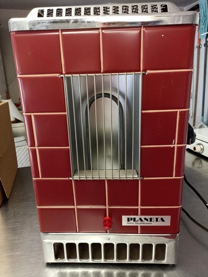 Elektrische straalkachel, Caravans en Kamperen, Overige Caravans en Kamperen, Zo goed als nieuw, Ophalen