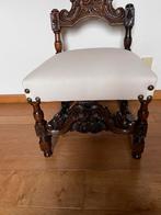 Oude antieken stoel, Enlèvement