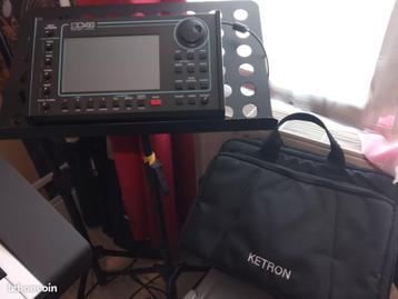 Ketron SD40 Plus Ketron SD40 vlekkeloze tas beschikbaar voor biedingen
