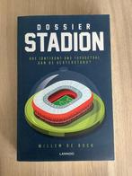 Voetbalboek Dossier Stadion, Nieuw, Ophalen of Verzenden, Balsport, Willem De Bock