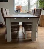 Eetkamer tafel met 4 rietenstoelen met kussen, Huis en Inrichting, Ophalen, Gebruikt, Landelijk, Minder dan 4 stoelen