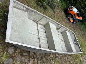 Aluminium boot van 3,60 m + Mercury 5 CV-motor beschikbaar voor biedingen