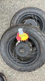 Banden op velg scooter 3.50–10, Fietsen en Brommers, Ophalen, Nieuw