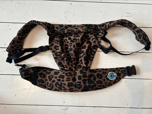 Aritpoppe draagzak leopard, Kinderen en Baby's, Babydragers en Draagdoeken, Zo goed als nieuw, Draagzak, Buik of Rug, Overige merken