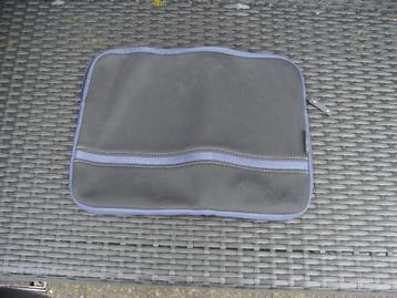 Laptoptas. beschikbaar voor biedingen