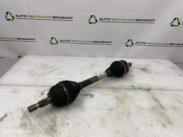 Aandrijfas linksvoor Peugeot Citroen 96851260 beschikbaar voor biedingen