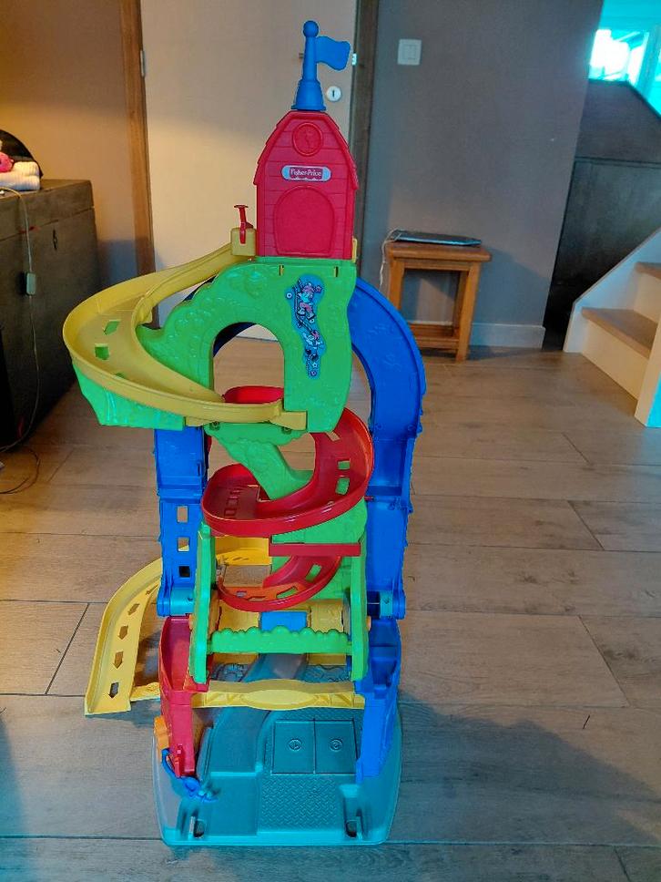 Fisher price little people zit en sta racebaan 87 cm, Kinderen en Baby's, Speelgoed | Racebanen, Zo goed als nieuw, Racebaan, Handmatig