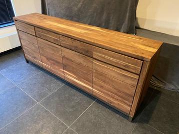Dressoir Eik beschikbaar voor biedingen