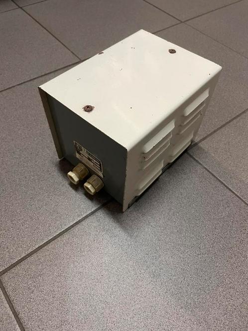 Transfo/ transformator, Hobby en Vrije tijd, Elektronica-componenten, Zo goed als nieuw, Ophalen