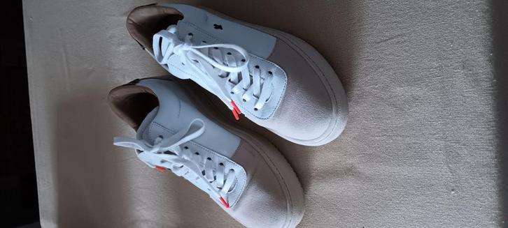 Nouvelles baskets, Sports & Fitness, Basket, Neuf, Chaussures, Enlèvement ou Envoi