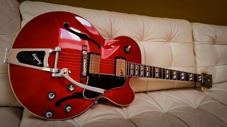 Gibson ES-275, Muziek en Instrumenten, Snaarinstrumenten | Gitaren | Elektrisch, Zo goed als nieuw, Hollow body, Gibson, Ophalen