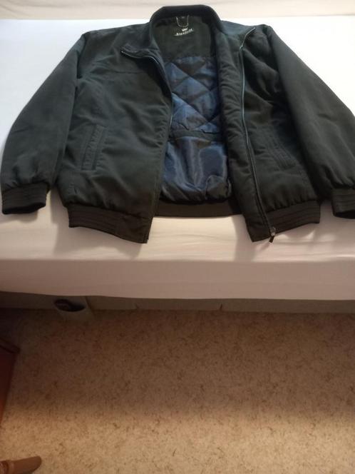 Groene mooie jas, Kleding | Heren, Jassen | Winter, Zo goed als nieuw, Maat 52/54 (L), Ophalen