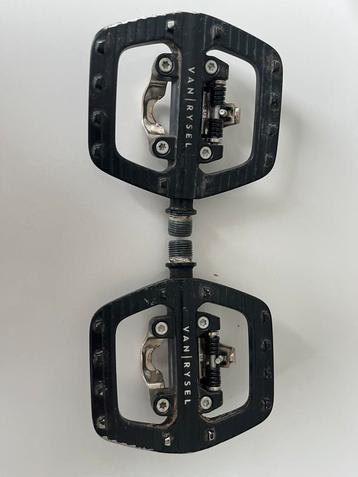 Van rysel combi klikpedaal beschikbaar voor biedingen